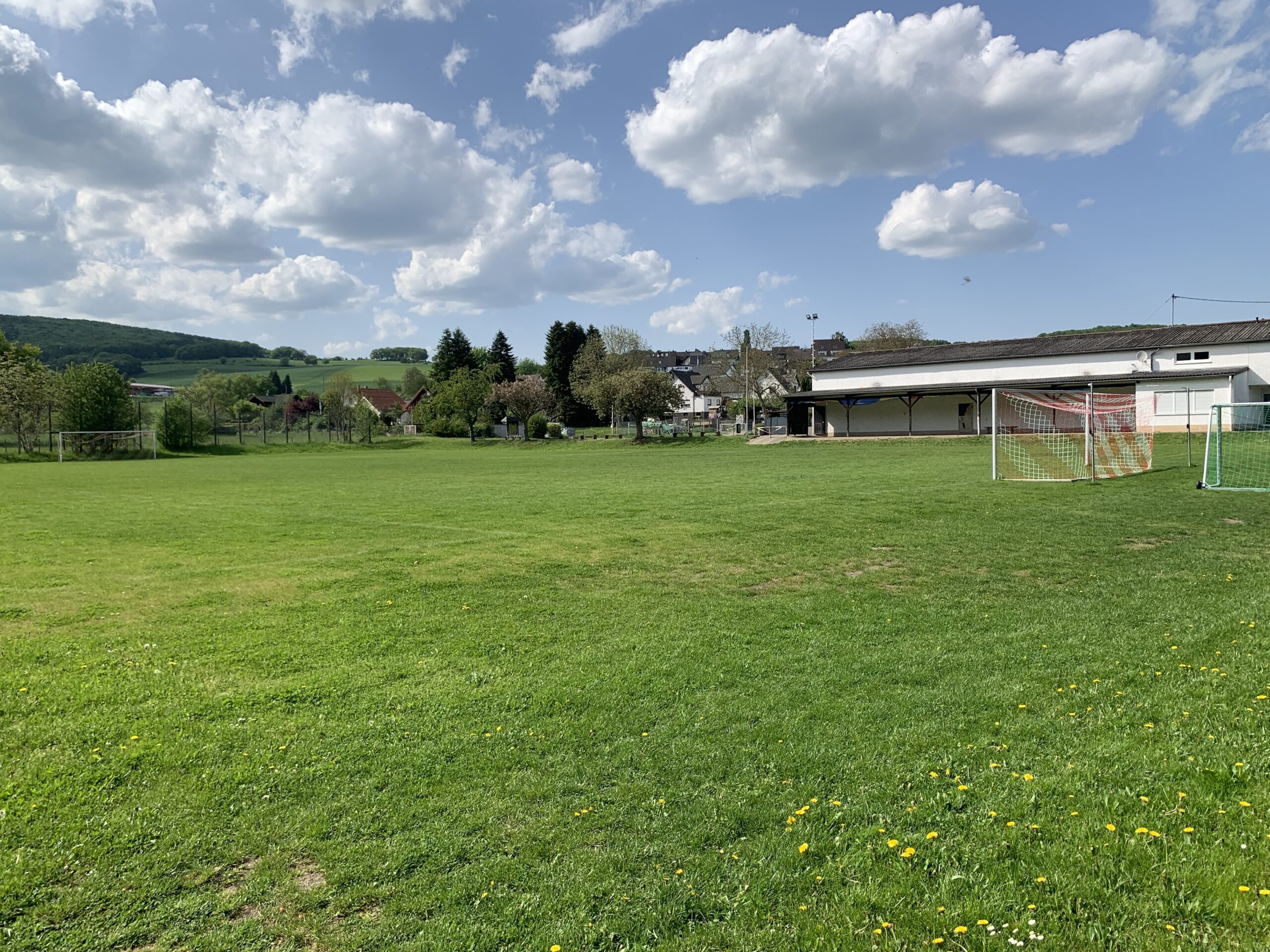 Sportplatz_Niederdürenbach_3